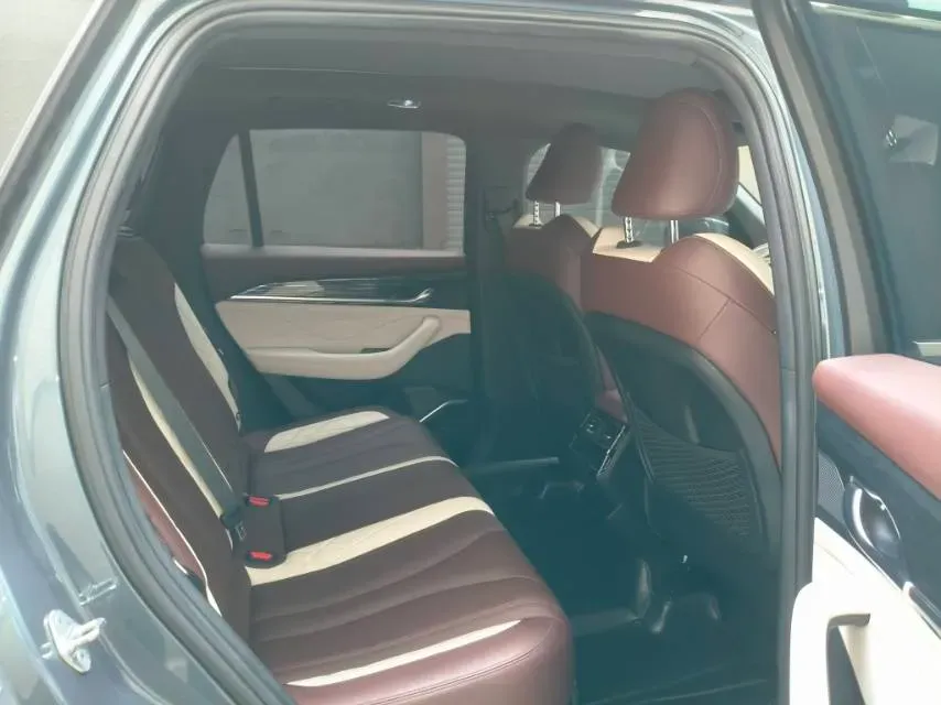 2021 Geely Monjaro 2.0T 218HP L4 7DCT,autocango,china used car exporter,china ev exporter,chinese used car exporter,chinese used ev exporter