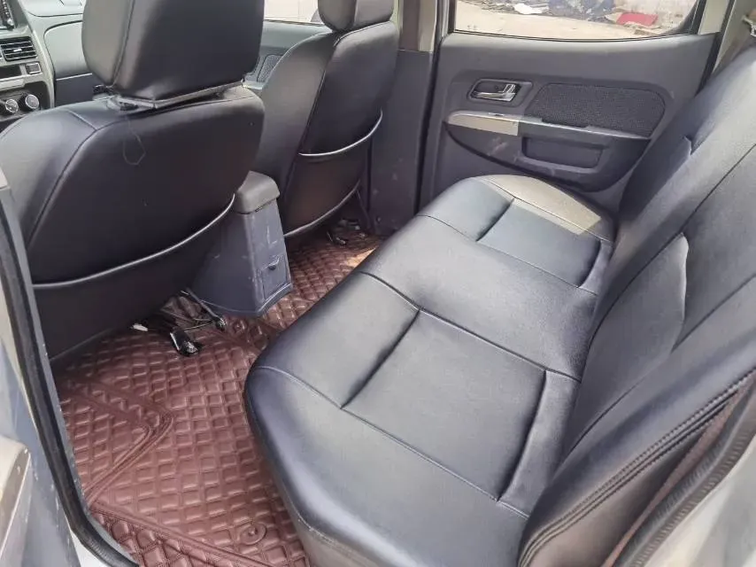 2017 Dongfeng RuiQi 2.5T 140HP L4 6MT,autocango,china used car exporter,china ev exporter,chinese used car exporter,chinese used ev exporter