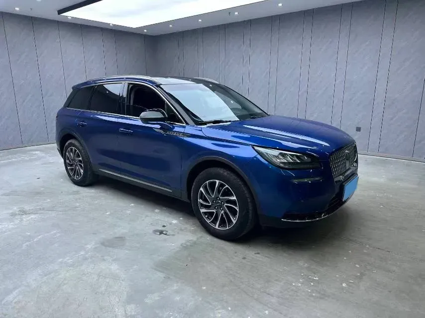 2022 Lincoln Corsair 2.0T 245HP L4 8AT,autocango,china used car exporter,china ev exporter,chinese used car exporter,chinese used ev exporter
