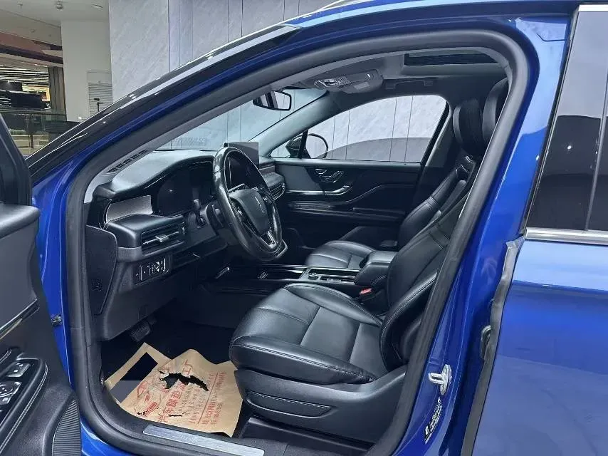 2022 Lincoln Corsair 2.0T 245HP L4 8AT,autocango,china used car exporter,china ev exporter,chinese used car exporter,chinese used ev exporter