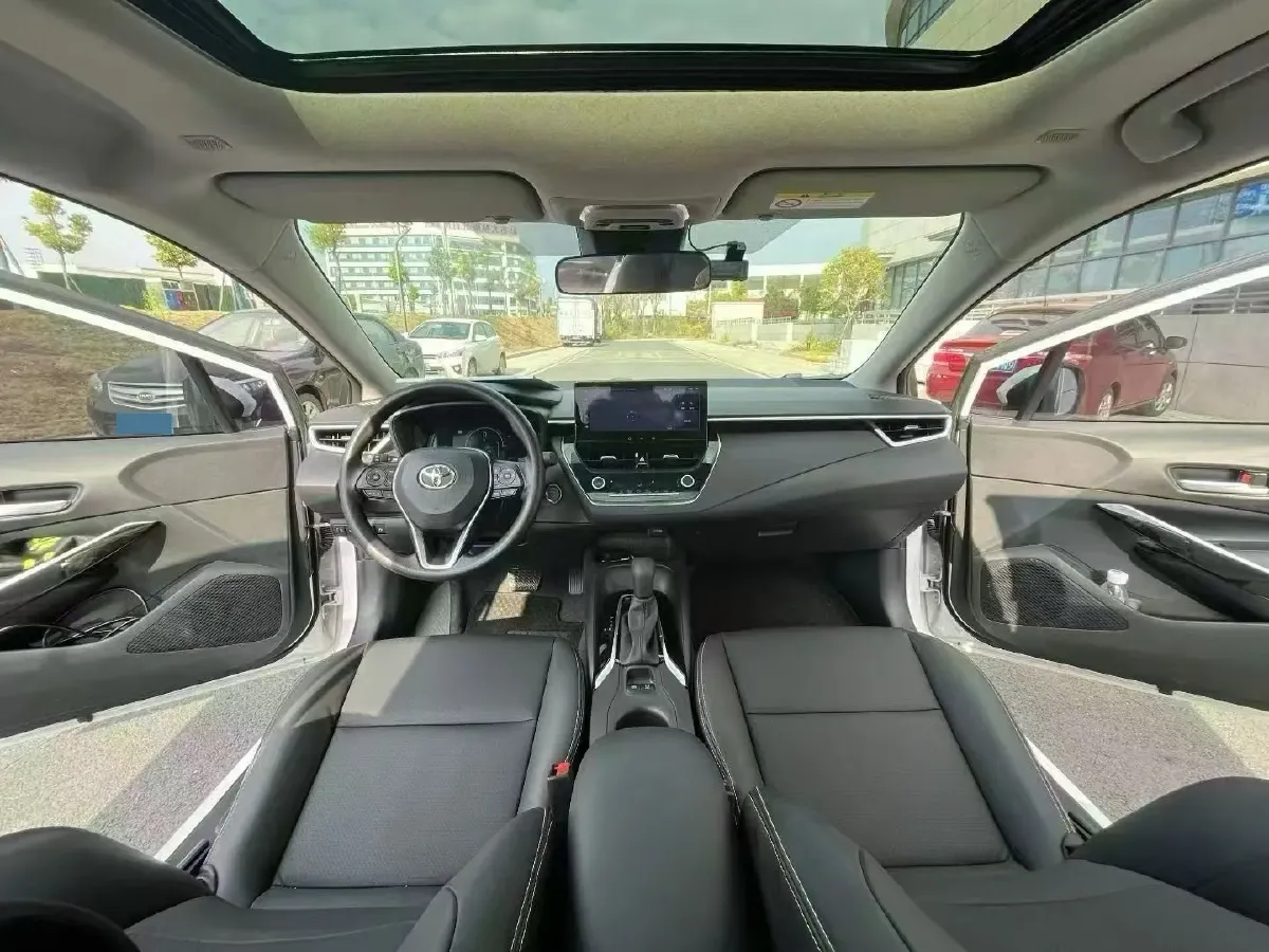 2019 Toyota Corolla 1.2T 116HP L4 CVT,autocango,china used car exporter,china ev exporter,chinese used car exporter,chinese used ev exporter