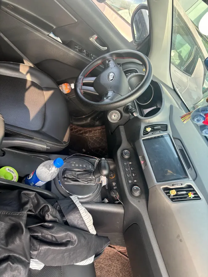 2016 Kia Sportage R 2.0L 165HP L4 6AT,autocango,china used car exporter,china ev exporter,chinese used car exporter,chinese used ev exporter