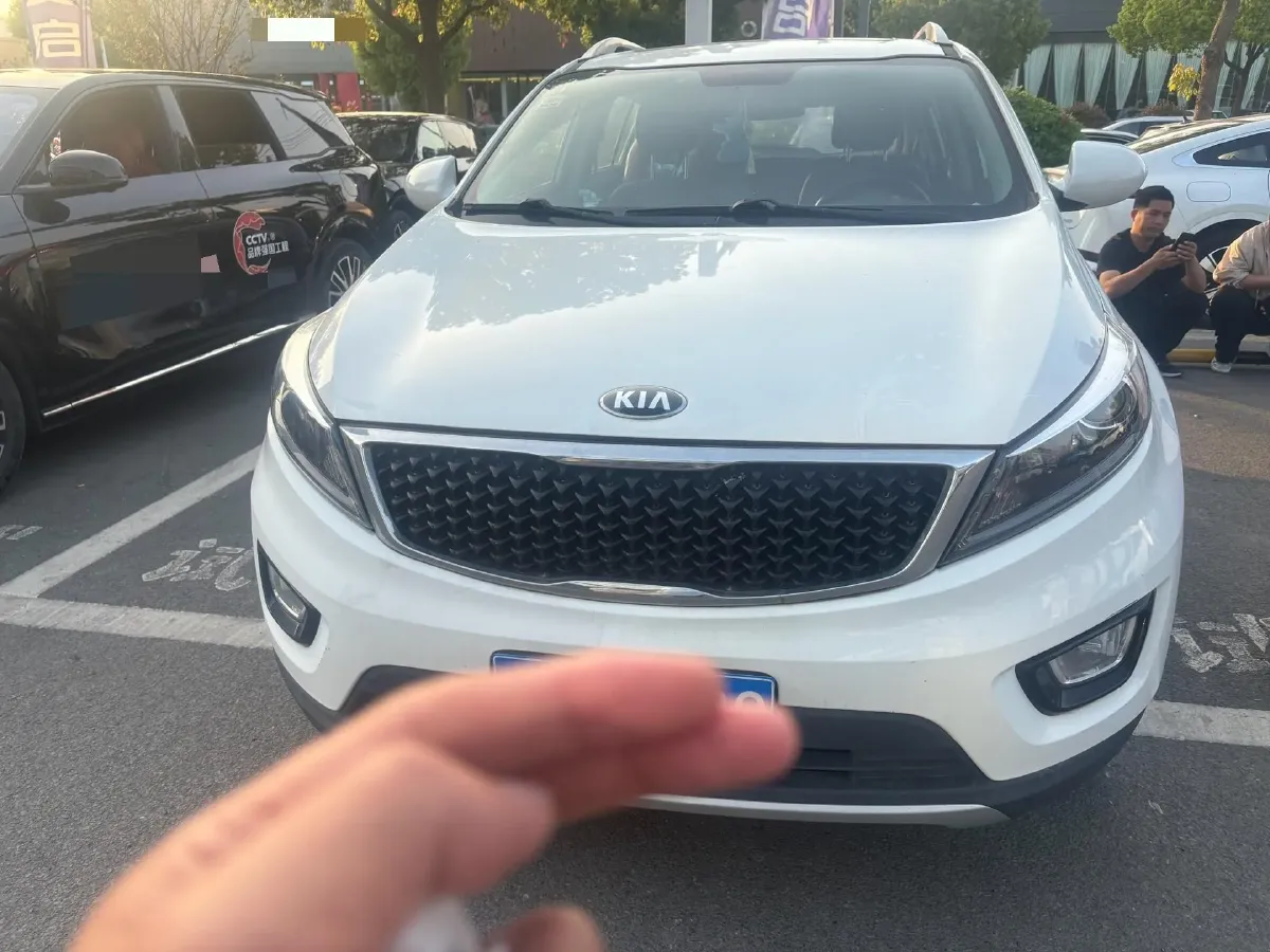 2016 Kia Sportage R 2.0L 165HP L4 6AT,autocango,china used car exporter,china ev exporter,chinese used car exporter,chinese used ev exporter