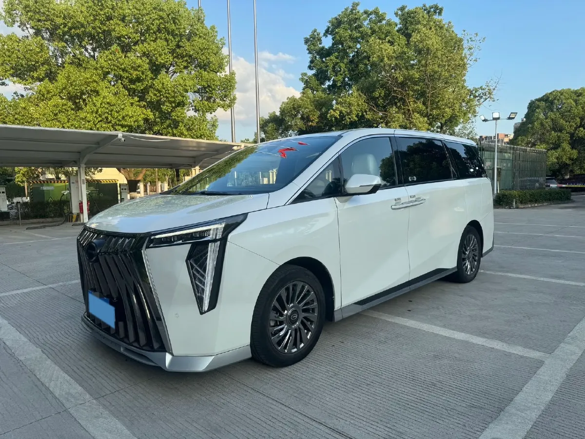 2023 GAC Trumpchi M8 2.0T 252HP L4 8AT,autocango,china used car exporter,china ev exporter,chinese used car exporter,chinese used ev exporter