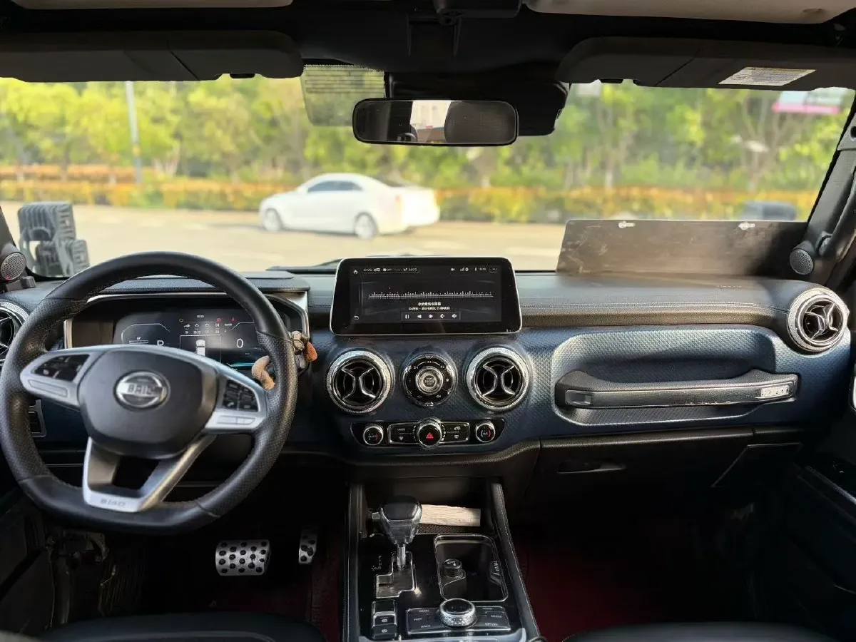 2019 Beijing BJ40 2.3T 231HP L4 6AT,autocango,china used car exporter,china ev exporter,chinese used car exporter,chinese used ev exporter