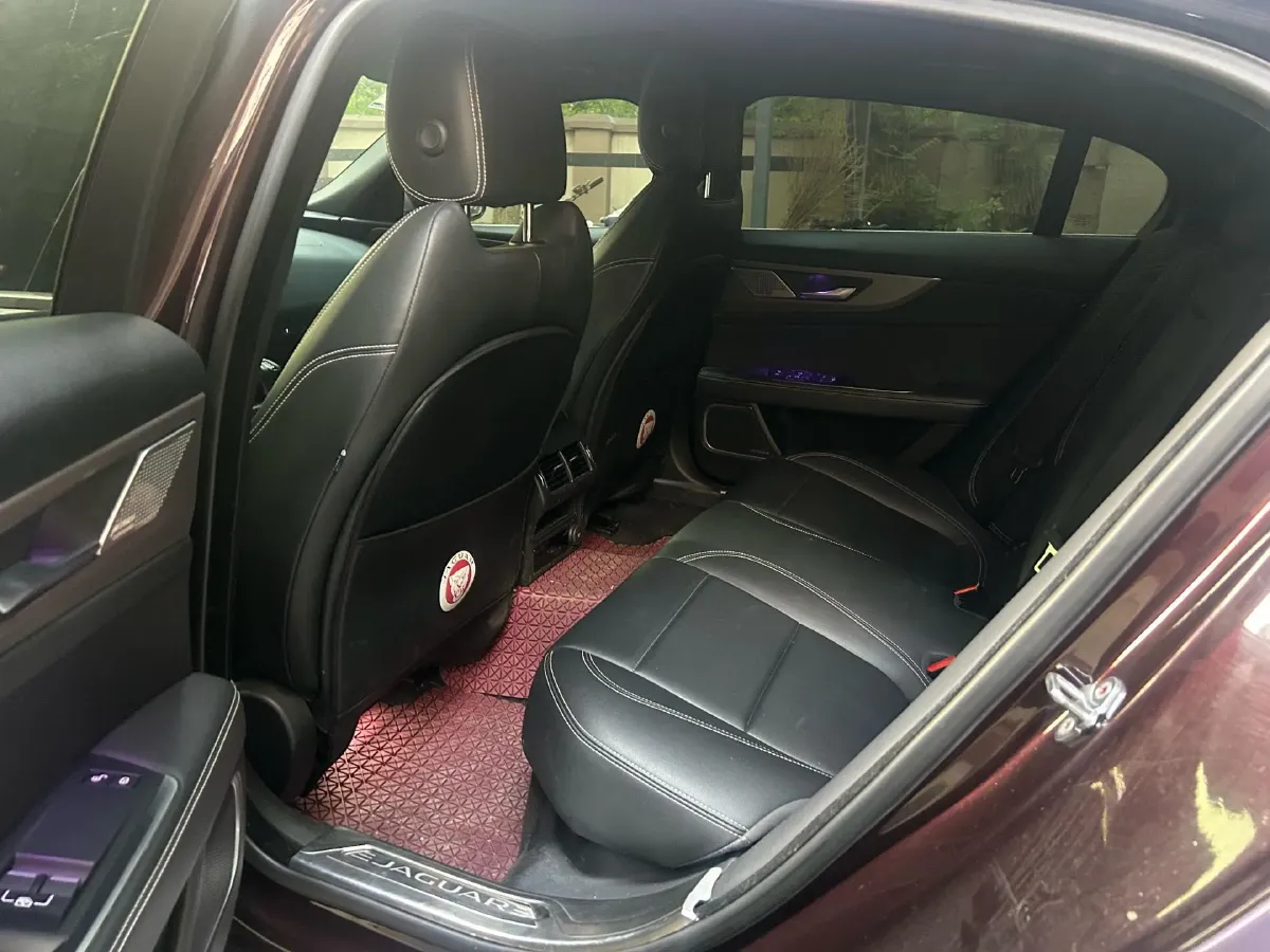 2020 Jaguar XEL 2.0T 200HP L4 8AT,autocango,china used car exporter,china ev exporter,chinese used car exporter,chinese used ev exporter