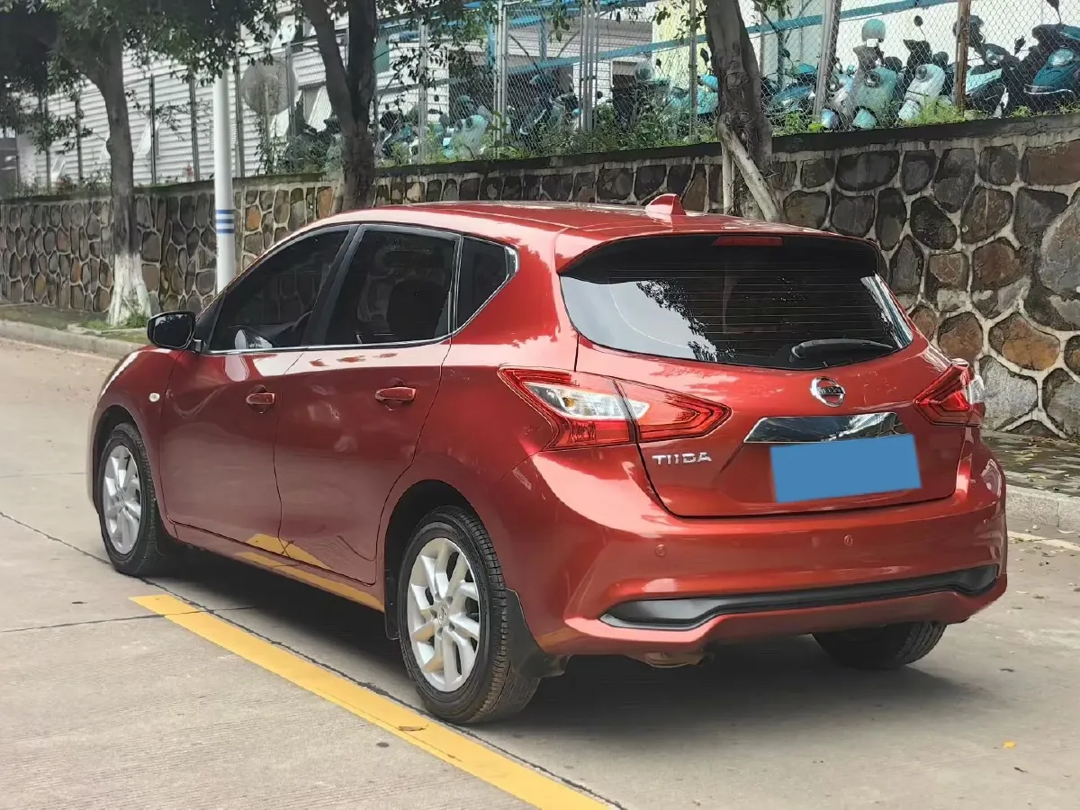 2021 Nissan Tiida 1.6L 122HP L4 CVT,autocango,china used car exporter,china ev exporter,chinese used car exporter,chinese used ev exporter