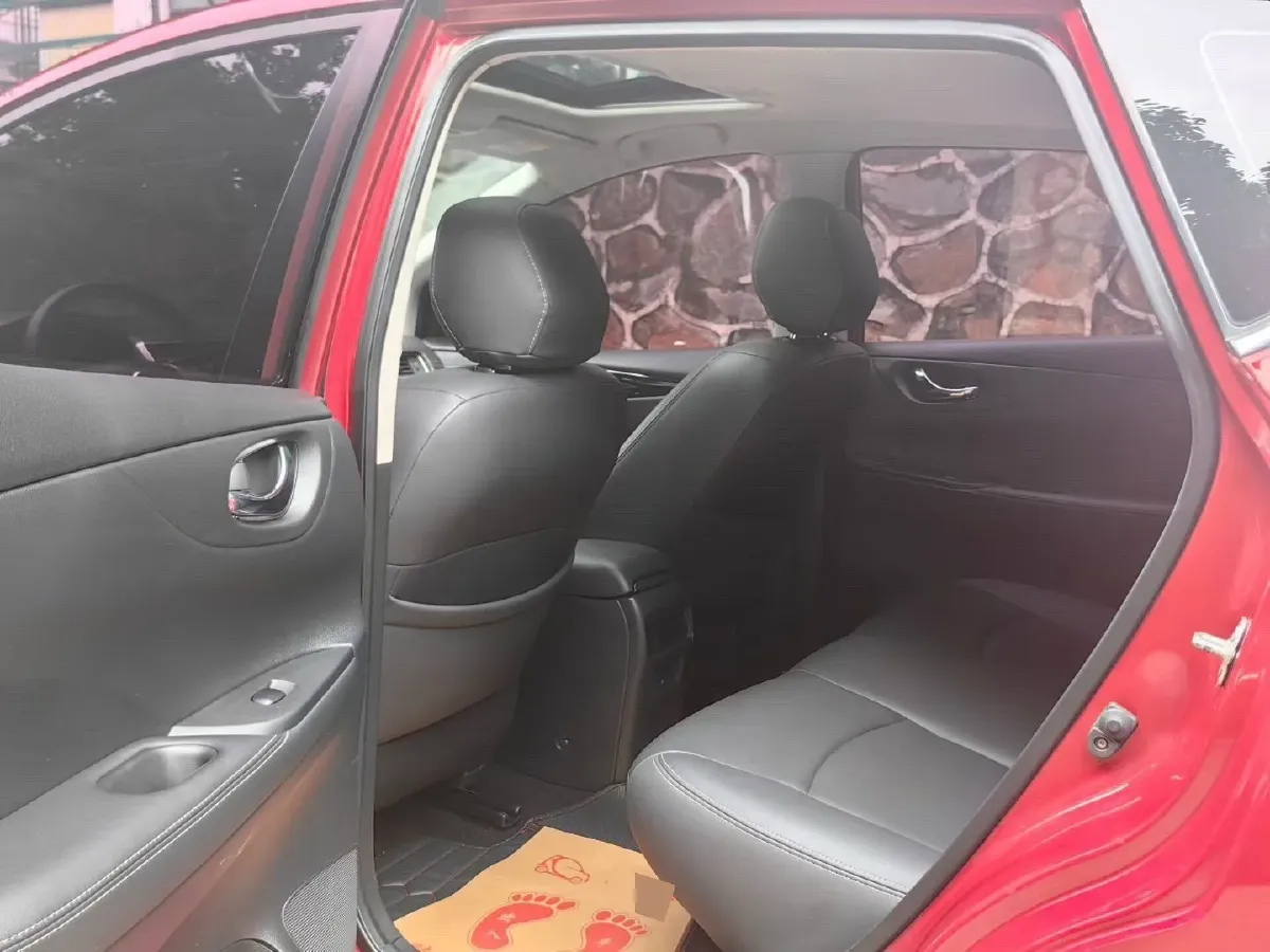 2021 Nissan Tiida 1.6L 122HP L4 CVT,autocango,china used car exporter,china ev exporter,chinese used car exporter,chinese used ev exporter