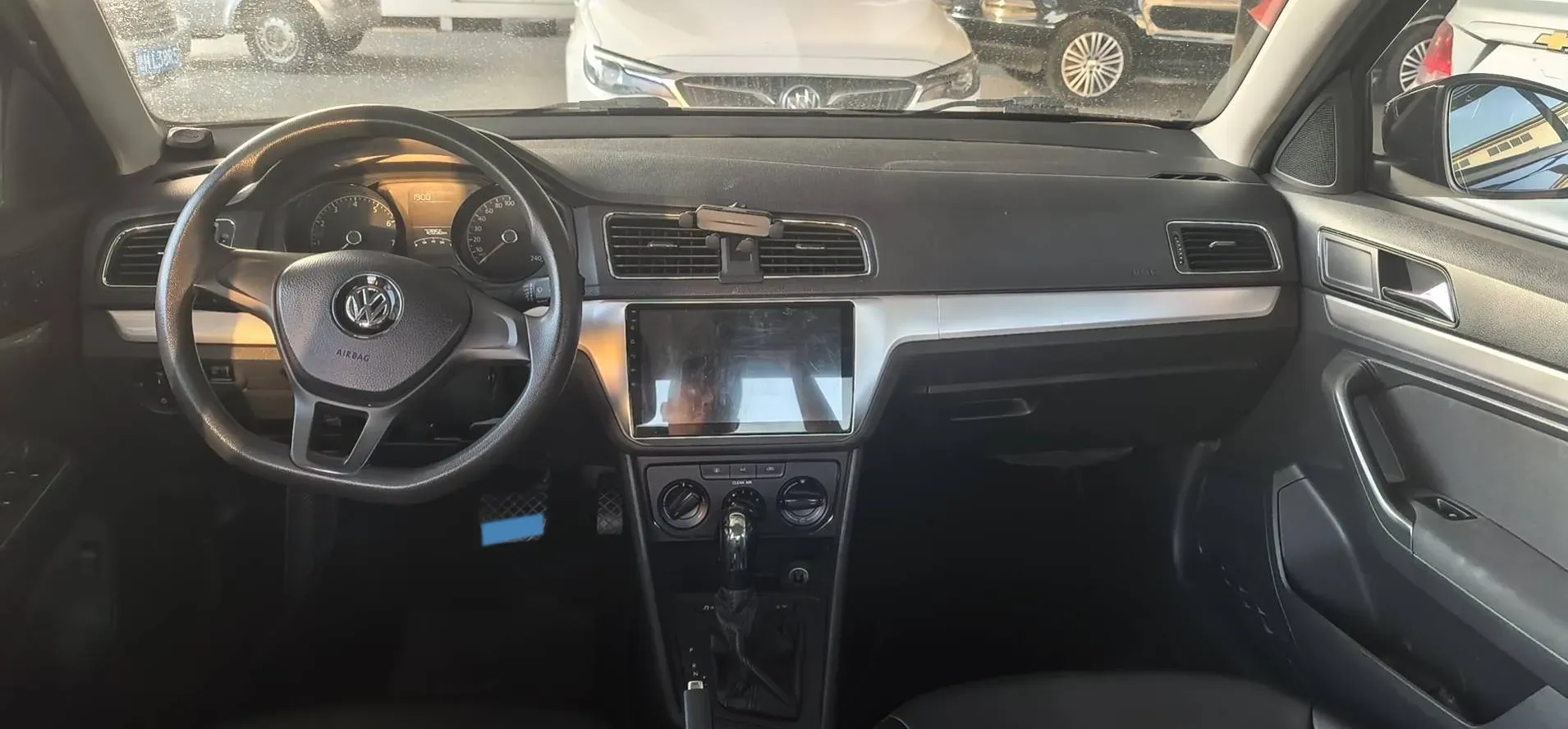 2017 Volkswagen Lavida 1.6L 110HP L4 6AT,autocango,china used car exporter,china ev exporter,chinese used car exporter,chinese used ev exporter