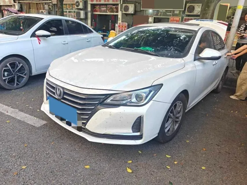 2020 ChangAn Raeton CC 1.5T 156HP L4 6AT,autocango,china used car exporter,china ev exporter,chinese used car exporter,chinese used ev exporter