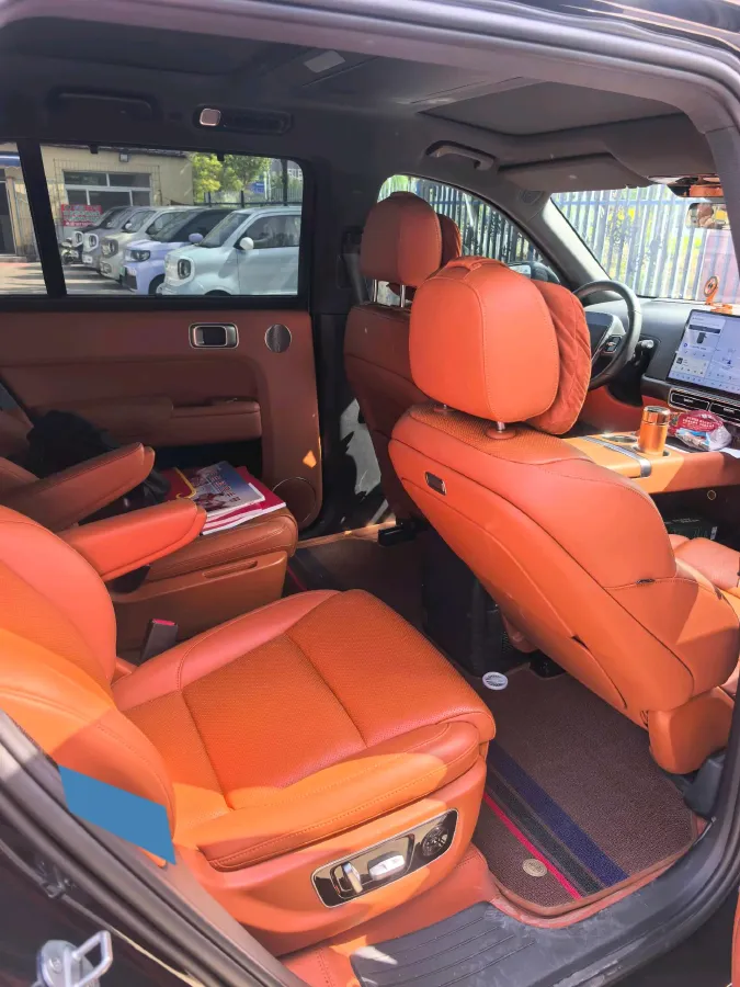 2022 Li L9 Range Extended 154HP REEV 42.6KWH,autocango,china used car exporter,china ev exporter,chinese used car exporter,chinese used ev exporter