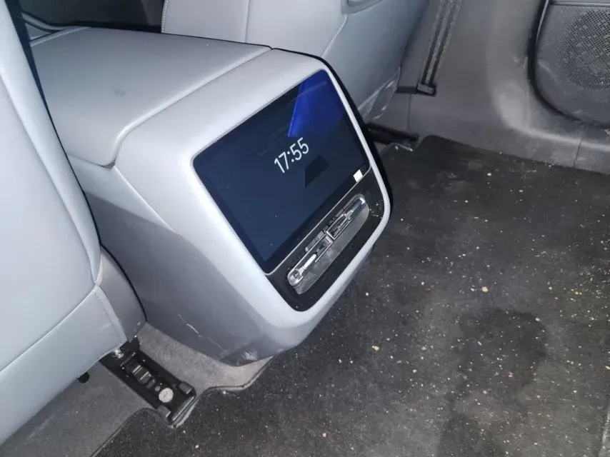 2024 Xpeng P7+ BEV 60.7KWH,autocango,china used car exporter,china ev exporter,chinese used car exporter,chinese used ev exporter