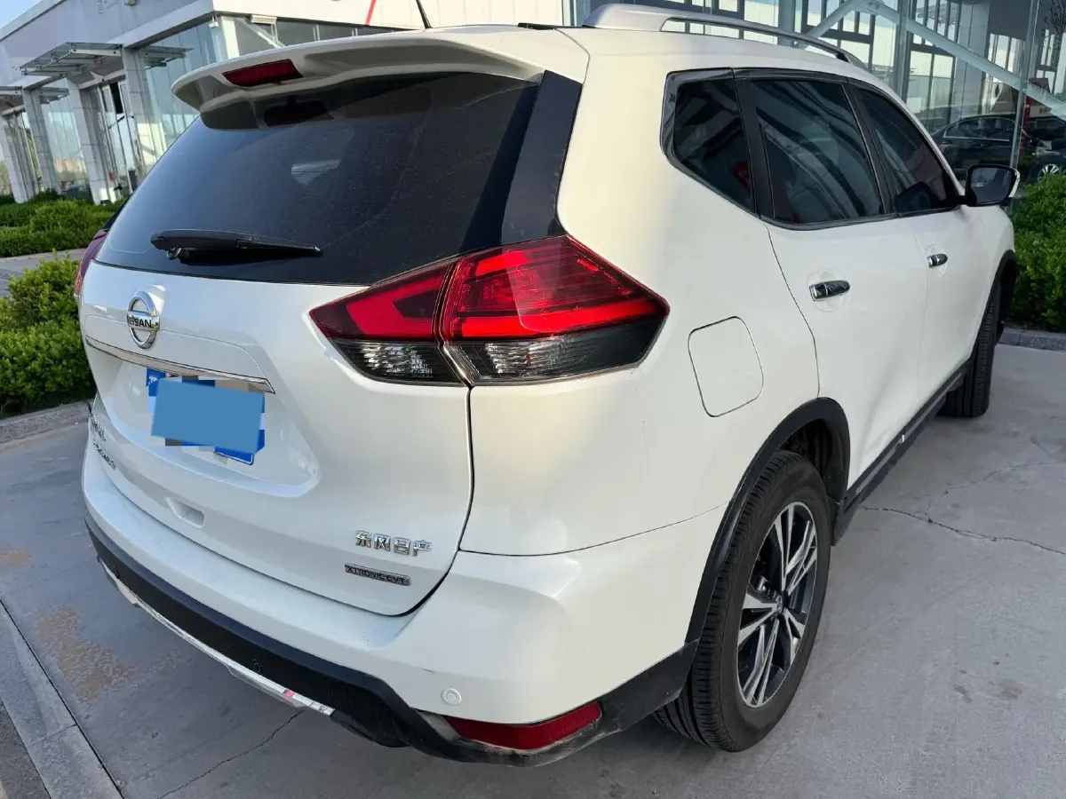 2020 Nissan X-Trail 2.5L 186HP L4 CVT,autocango,china used car exporter,china ev exporter,chinese used car exporter,chinese used ev exporter