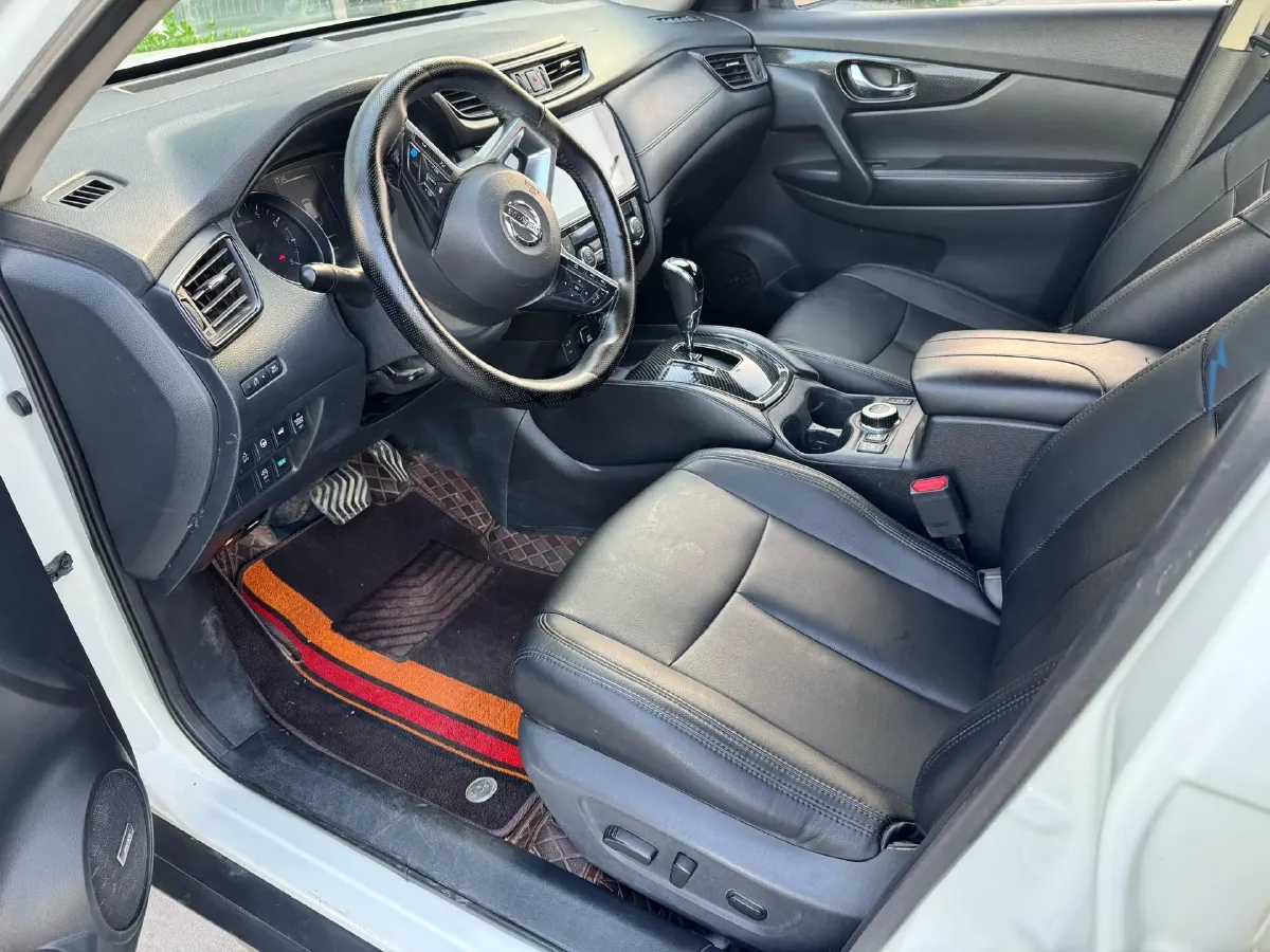 2020 Nissan X-Trail 2.5L 186HP L4 CVT,autocango,china used car exporter,china ev exporter,chinese used car exporter,chinese used ev exporter