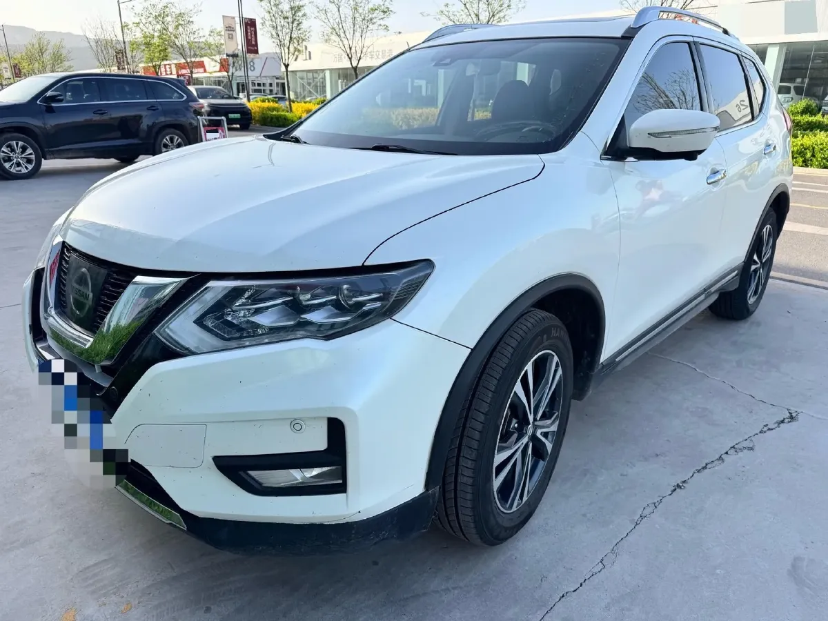 2020 Nissan X-Trail 2.5L 186HP L4 CVT,autocango,china used car exporter,china ev exporter,chinese used car exporter,chinese used ev exporter