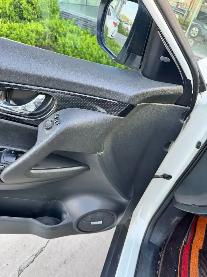 2020 Nissan X-Trail 2.5L 186HP L4 CVT,autocango,china used car exporter,china ev exporter,chinese used car exporter,chinese used ev exporter