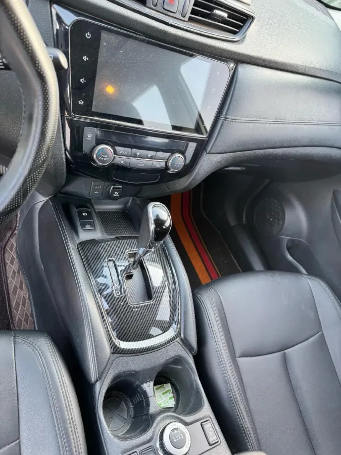 2020 Nissan X-Trail 2.5L 186HP L4 CVT,autocango,china used car exporter,china ev exporter,chinese used car exporter,chinese used ev exporter