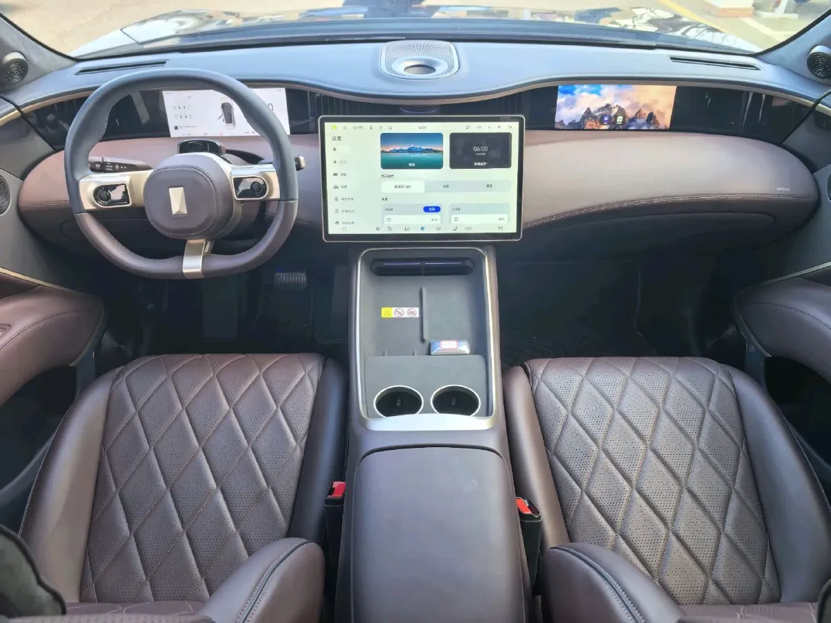 2025 Avatr 11 1.5T 156HP L4 REEV 39.05KWH,autocango,china used car exporter,china ev exporter,chinese used car exporter,chinese used ev exporter