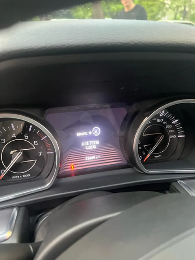 2020 Jeep Grand Commander 2.0T 234HP L4 9AT,autocango,china used car exporter,china ev exporter,chinese used car exporter,chinese used ev exporter