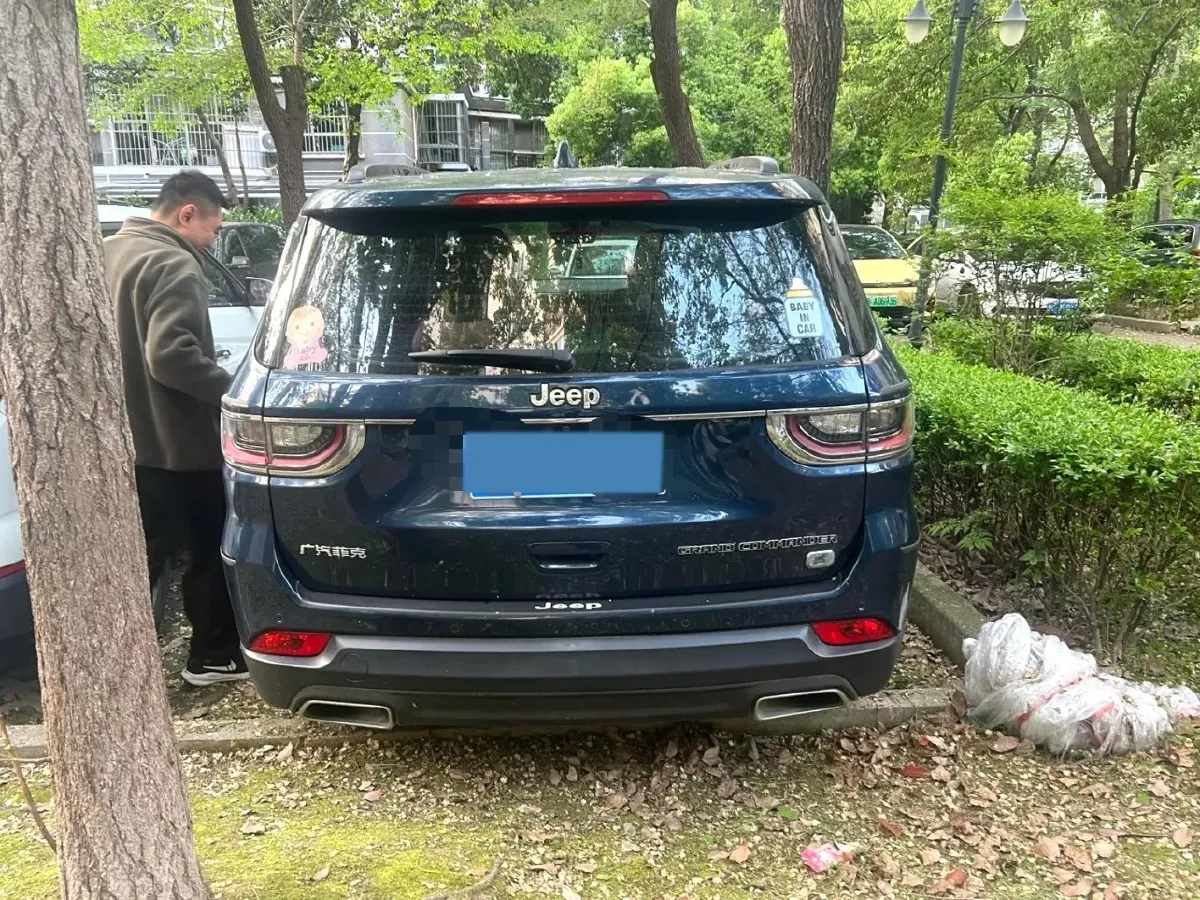 2020 Jeep Grand Commander 2.0T 234HP L4 9AT,autocango,china used car exporter,china ev exporter,chinese used car exporter,chinese used ev exporter