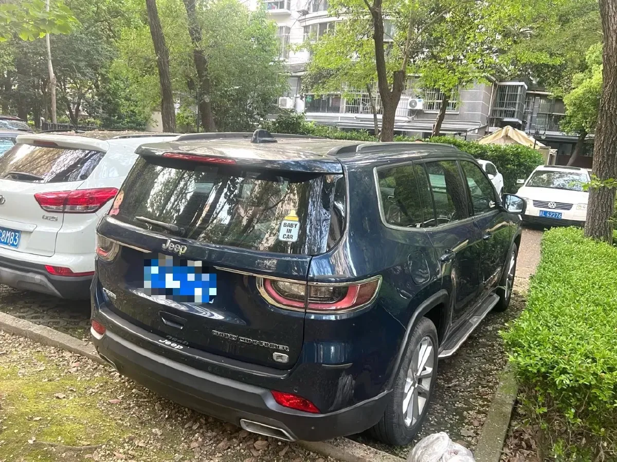 2020 Jeep Grand Commander 2.0T 234HP L4 9AT,autocango,china used car exporter,china ev exporter,chinese used car exporter,chinese used ev exporter