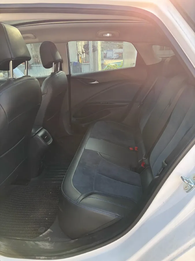 2022 Buick Velite 6 BEV 61.1KWH,autocango,china used car exporter,china ev exporter,chinese used car exporter,chinese used ev exporter