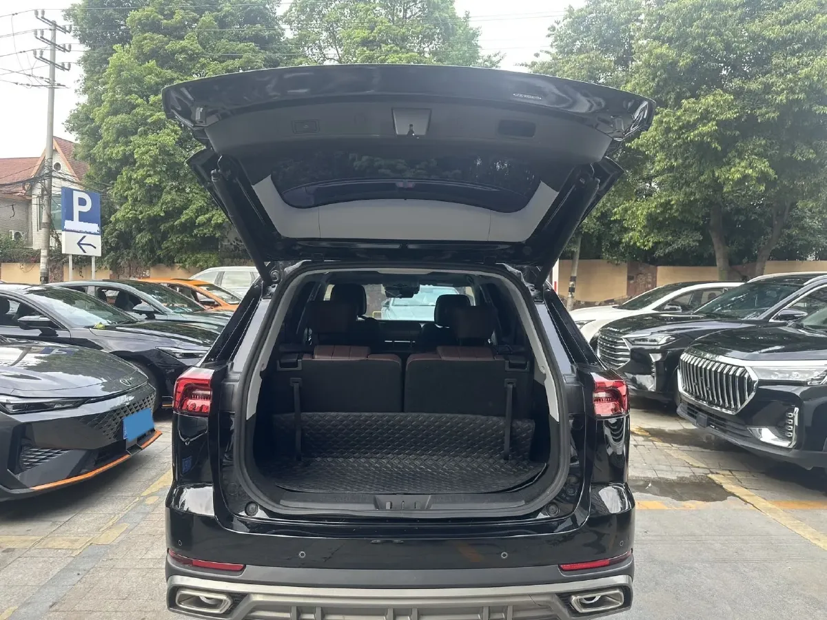 2024 Chery Tiggo 8 PRO 1.6T 197HP L4 7DCT,autocango,china used car exporter,china ev exporter,chinese used car exporter,chinese used ev exporter