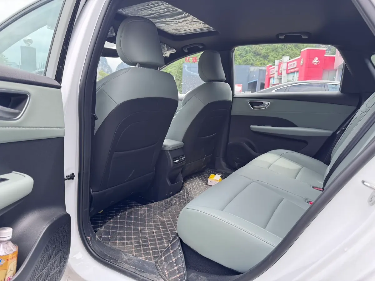 2025 Roewe D6 BEV,autocango,china used car exporter,china ev exporter,chinese used car exporter,chinese used ev exporter