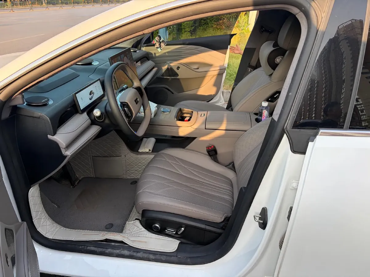 2025 Geely Galaxy Starshine 8 1.5L 112HP L4 1DHT PHEV,autocango,china used car exporter,china ev exporter,chinese used car exporter,chinese used ev exporter