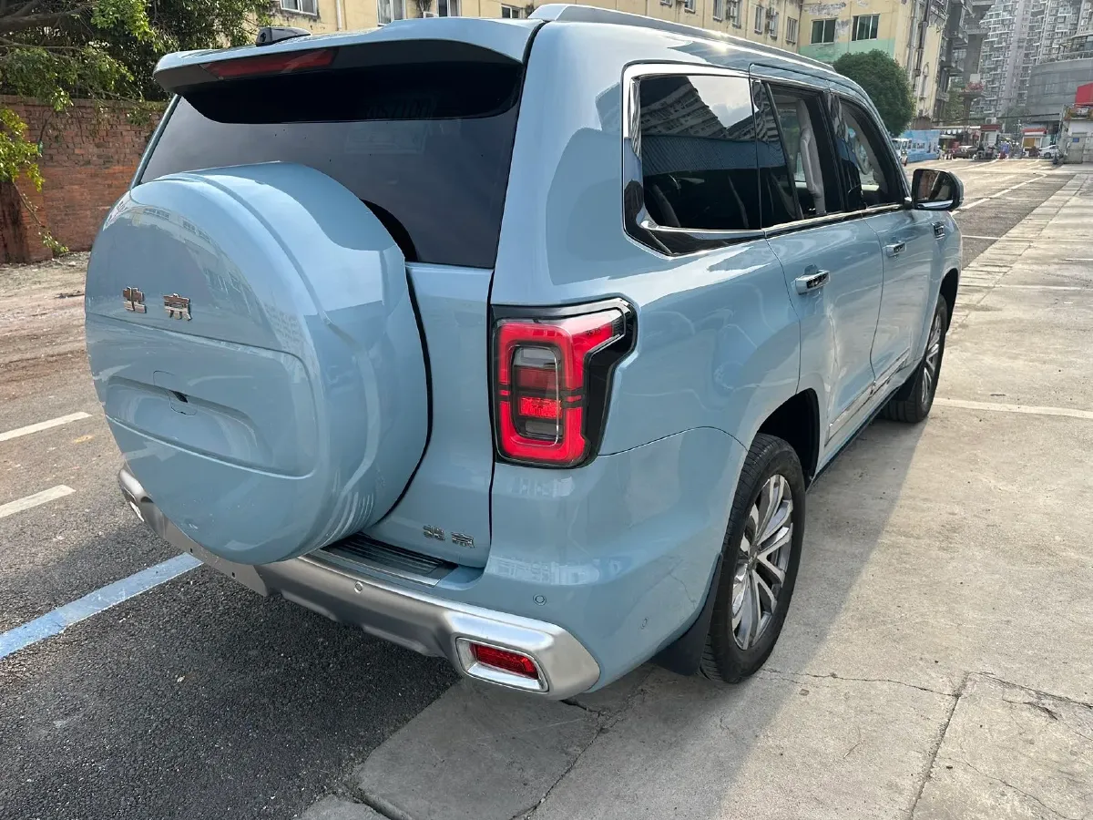 2022 Beijing BJ60 2.0T 267HP L4 8AT,autocango,china used car exporter,china ev exporter,chinese used car exporter,chinese used ev exporter