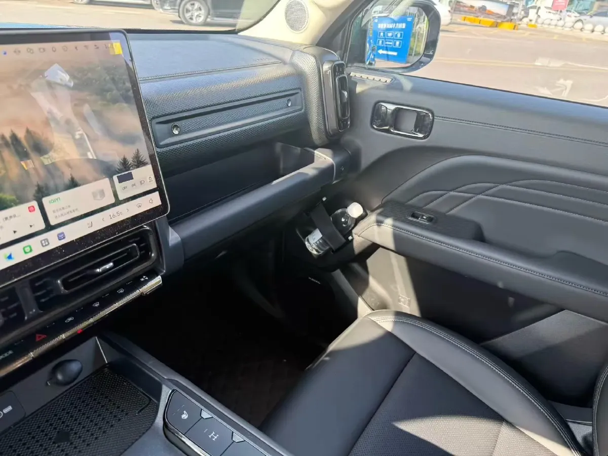 2025 Haval Raptor 2.0T 238HP L4 9DCT,autocango,china used car exporter,china ev exporter,chinese used car exporter,chinese used ev exporter