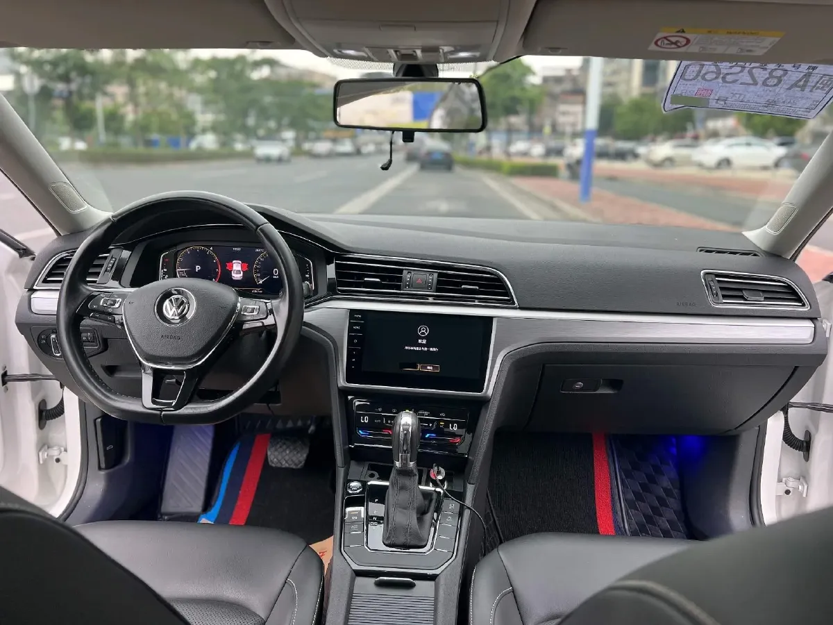 2021 Volkswagen Lamando 1.4T 150HP L4 7DCT,autocango,china used car exporter,china ev exporter,chinese used car exporter,chinese used ev exporter