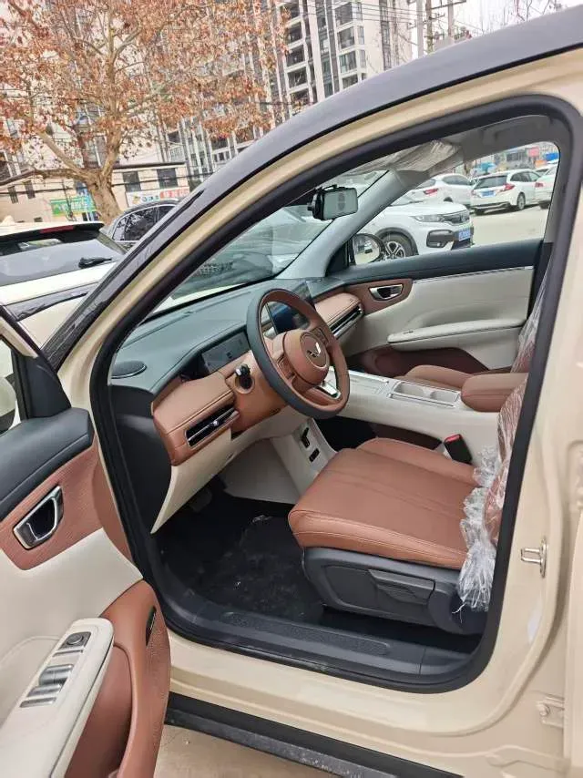 2025 WuLing HongGuang New Energy REEV 99HP REEV,autocango,china used car exporter,china ev exporter,chinese used car exporter,chinese used ev exporter