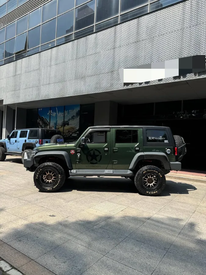 2020 Beijing BJ40 2.3T 231HP L4 6AT,autocango,china used car exporter,china ev exporter,chinese used car exporter,chinese used ev exporter