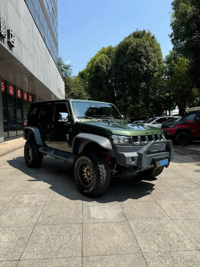 2020 Beijing BJ40 2.3T 231HP L4 6AT,autocango,china used car exporter,china ev exporter,chinese used car exporter,chinese used ev exporter