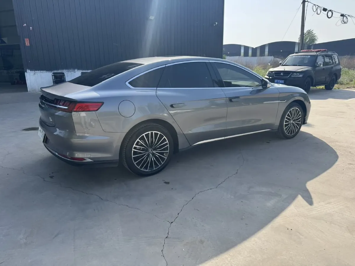 2020 WEY VV7 2.0T 227HP L4 7DCT PHEV,autocango,china used car exporter,china ev exporter,chinese used car exporter,chinese used ev exporter