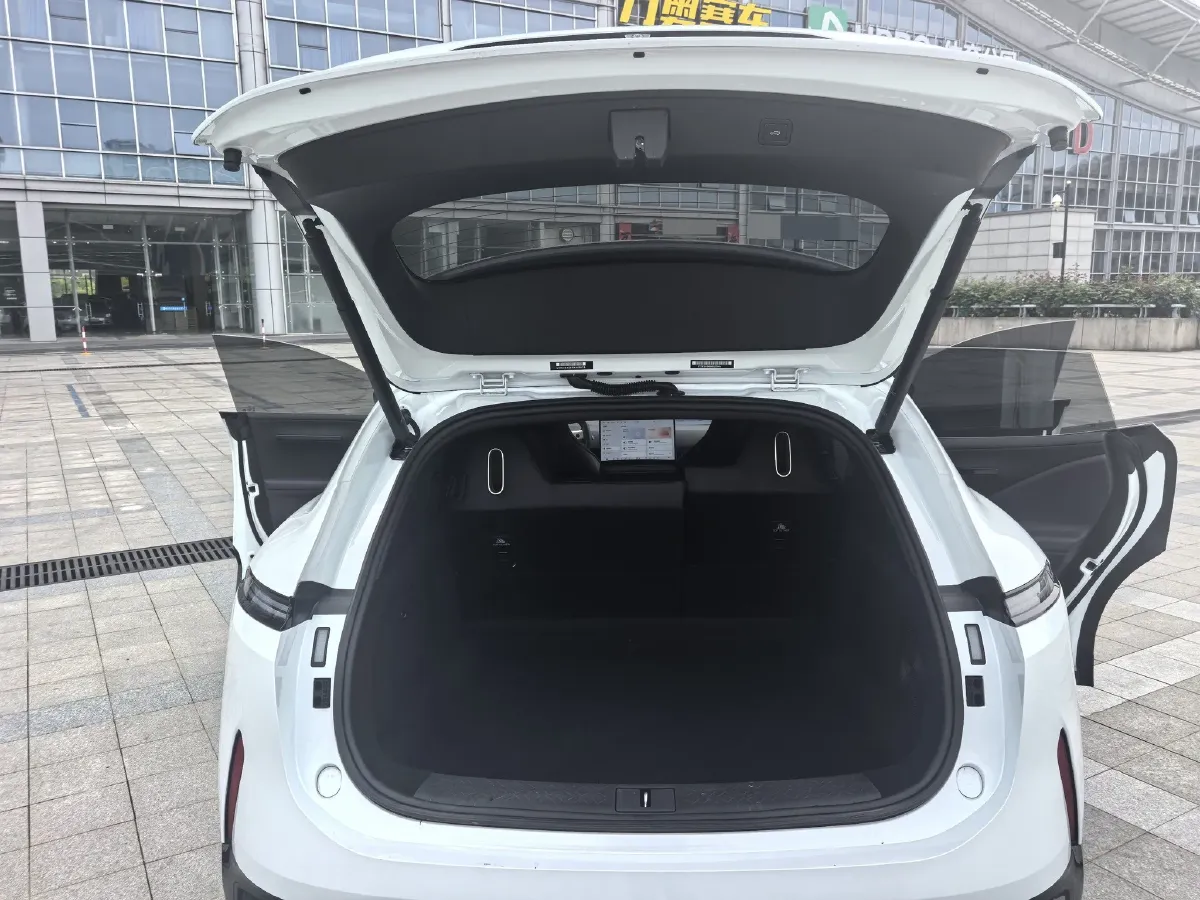 2024 Avatr 07 BEV 82.16KWH,autocango,china used car exporter,china ev exporter,chinese used car exporter,chinese used ev exporter