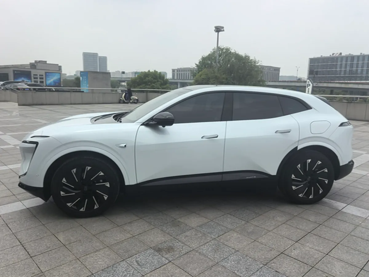 2024 Avatr 07 BEV 82.16KWH,autocango,china used car exporter,china ev exporter,chinese used car exporter,chinese used ev exporter