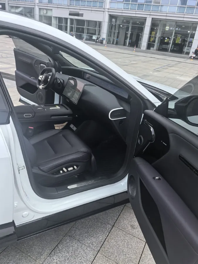 2024 Avatr 07 BEV 82.16KWH,autocango,china used car exporter,china ev exporter,chinese used car exporter,chinese used ev exporter