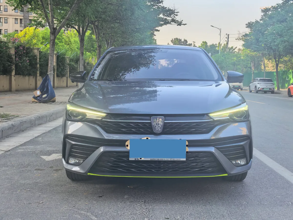 2021 Roewe i5 1.5L 120HP L4 CVT,autocango,china used car exporter,china ev exporter,chinese used car exporter,chinese used ev exporter