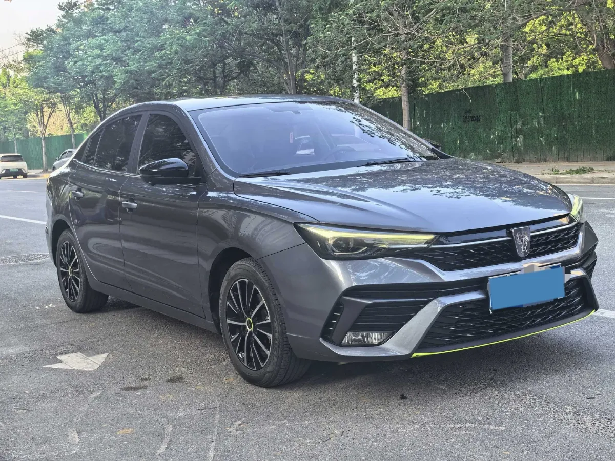 2021 Roewe i5 1.5L 120HP L4 CVT,autocango,china used car exporter,china ev exporter,chinese used car exporter,chinese used ev exporter