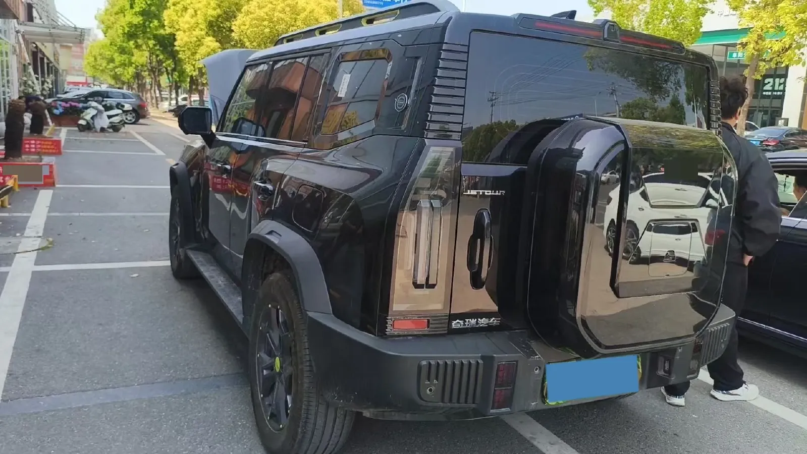 2023 Jetour Traveller 2.0T 254HP L4 7DCT,autocango,china used car exporter,china ev exporter,chinese used car exporter,chinese used ev exporter