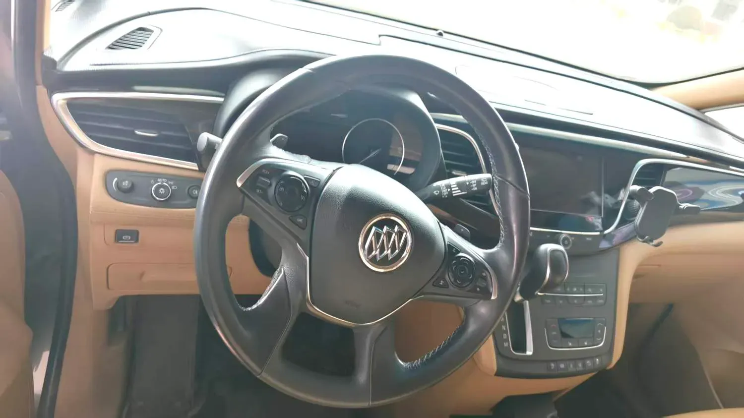 2018 Buick GL8 2.0T 260HP L4 6AT,autocango,china used car exporter,china ev exporter,chinese used car exporter,chinese used ev exporter