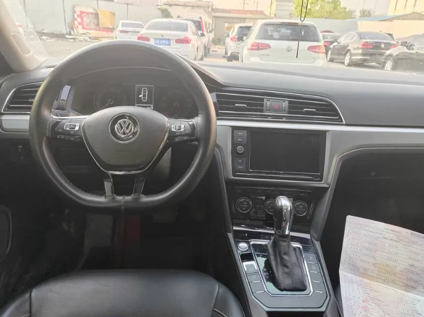 2019 Volkswagen Tayron 2.0T 186HP L4 7DCT,autocango,china used car exporter,china ev exporter,chinese used car exporter,chinese used ev exporter
