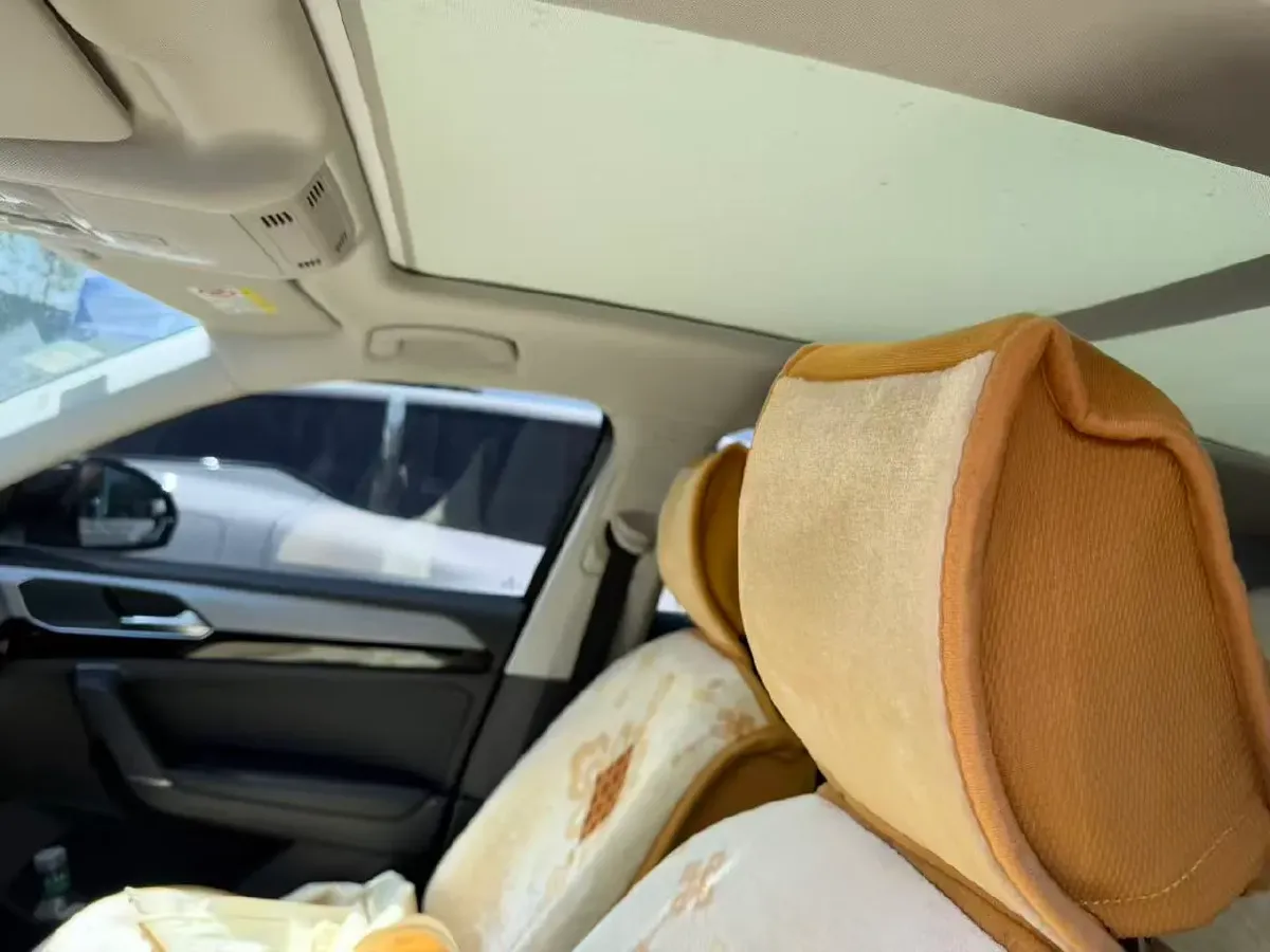 2020 Volkswagen Tayron 2.0T 186HP L4 7DCT,autocango,china used car exporter,china ev exporter,chinese used car exporter,chinese used ev exporter