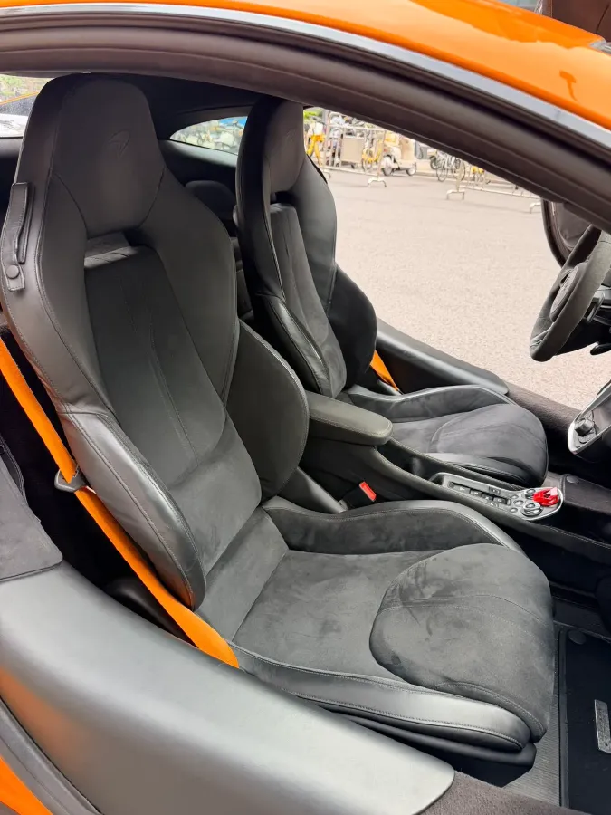 2018 McLaren 600LT 3.8T 600HP V8 7DCT,autocango,china used car exporter,china ev exporter,chinese used car exporter,chinese used ev exporter