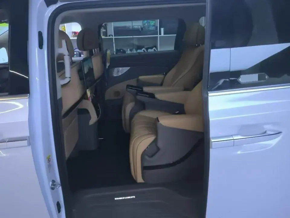 2022 Honda Odyssey 2.0L 146HP L4 E-CVT Hybrid,autocango,china used car exporter,china ev exporter,chinese used car exporter,chinese used ev exporter