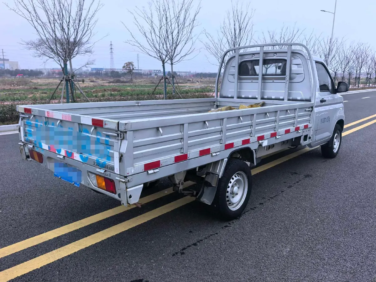 2021 WuLing RongGuang New Truck 1.5L 99HP L4 5MT,autocango,china used car exporter,china ev exporter,chinese used car exporter,chinese used ev exporter