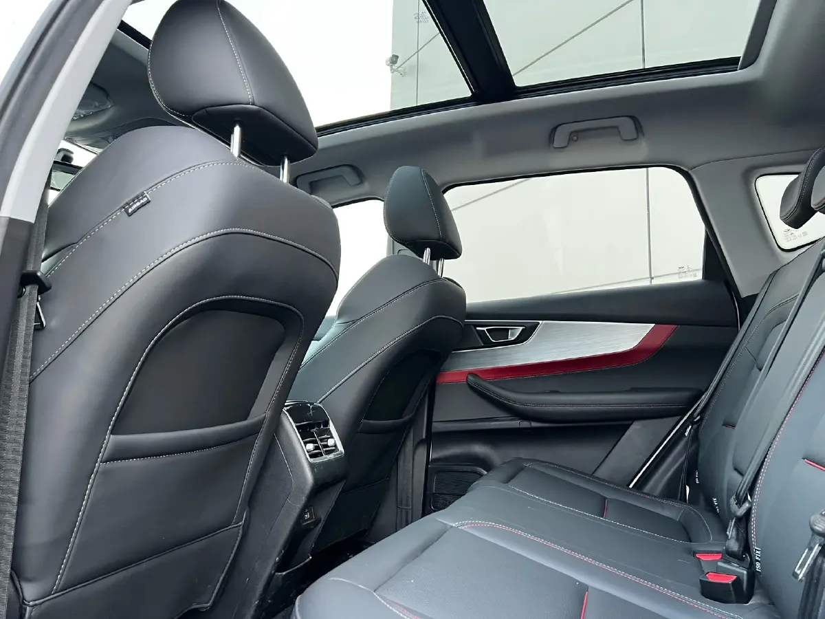 2022 Chery Tiggo 7 1.5T 156HP L4 CVT,autocango,china used car exporter,china ev exporter,chinese used car exporter,chinese used ev exporter