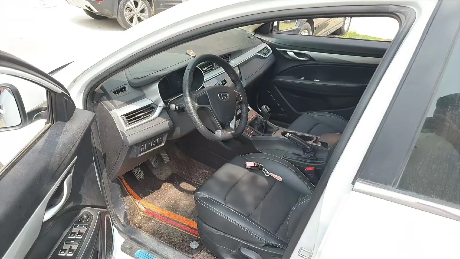 2018 Geely Emgrand 1.5L 109HP L4 5MT,autocango,china used car exporter,china ev exporter,chinese used car exporter,chinese used ev exporter